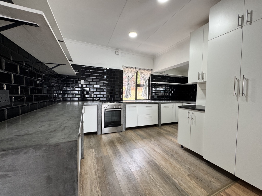 3 Bedroom Property for Sale in Wilkoppies North West